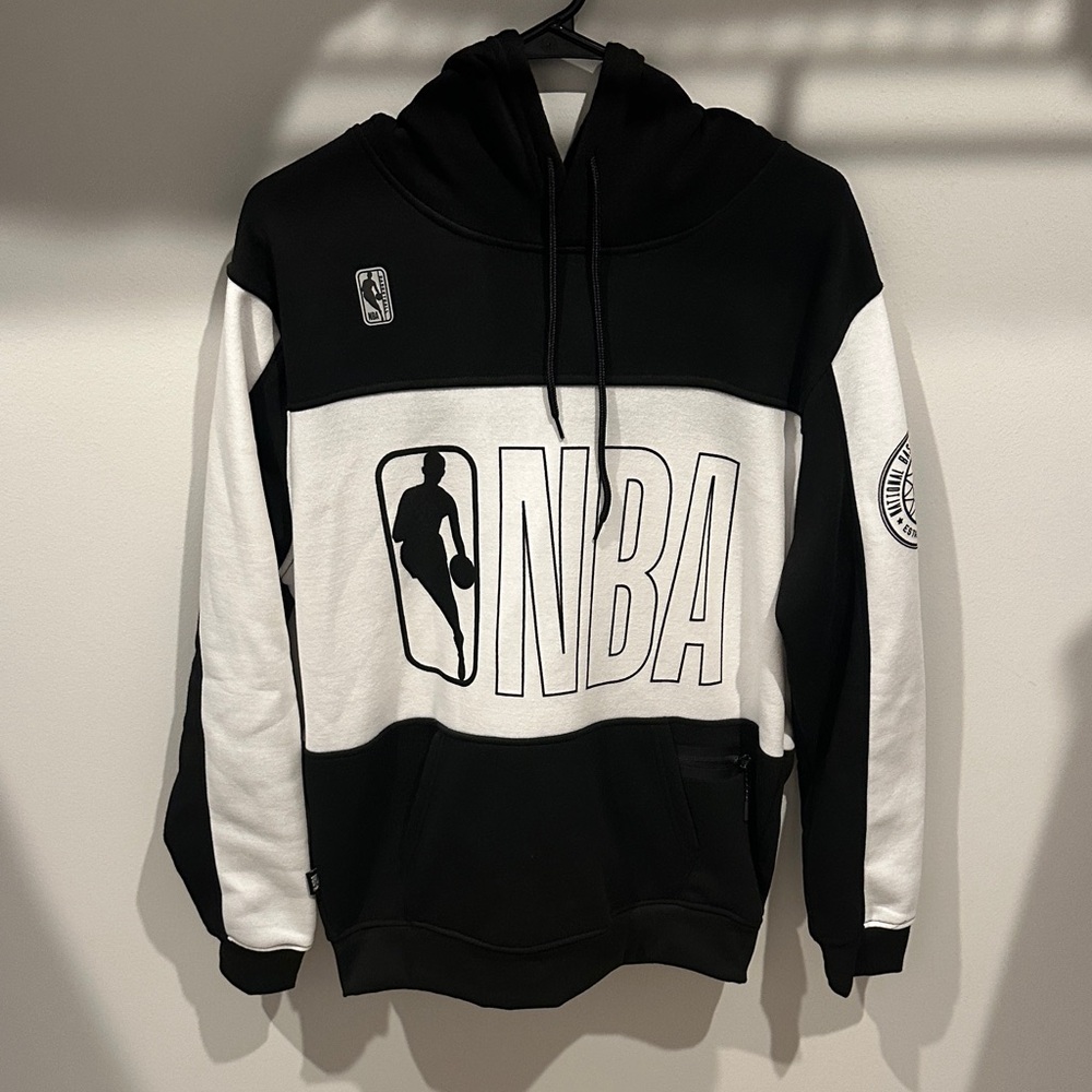 NBA Black and White Pullover